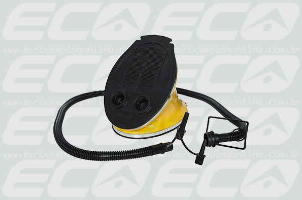 Eurocamping > TRESPASS INFLADOR NEWMATIC - Inflate your air bed effortlessly with the Trespass Newmatic Air Bed Pump. Say goodbye to manual pumping and enjoy a